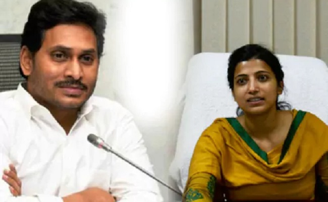 TDP Media's Focus On IAS Amrapali And CM Jagan