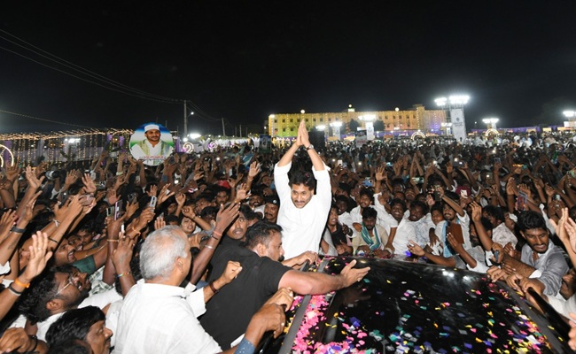 Death in Jagan's Palandu tour: Who's at fault?