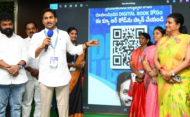 Jagan dishes out routine talk at much-hyped meet