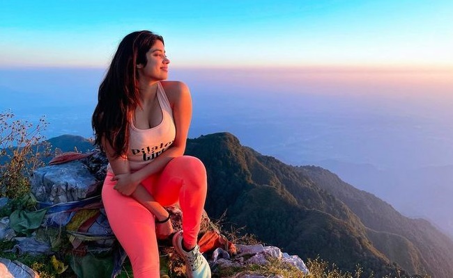 Pics: Actress Boasting Beautiful Hills And Valleys