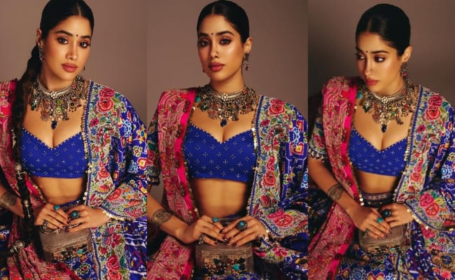 HOT: Beautiful Glow In Royal Ethnic Dress