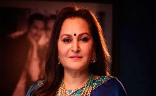 Andhra Pradesh pushed into debt trap: Jaya Prada