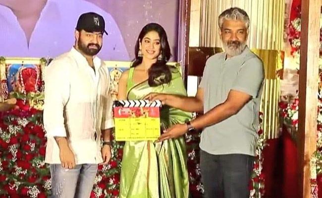 Watch: Rajamouli commences shoot of 'NTR 30'