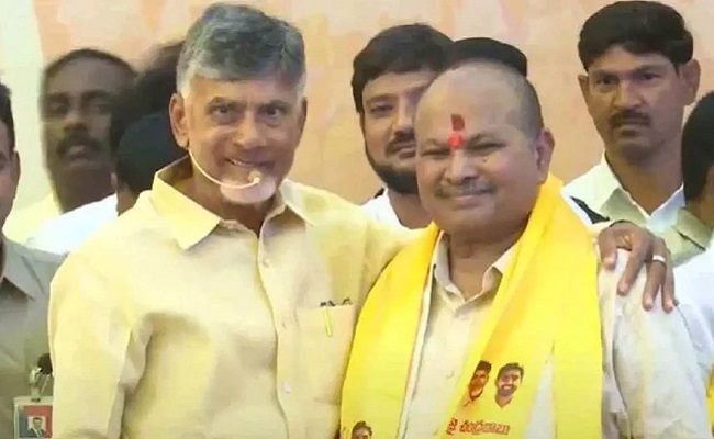 Naidu antagonising BJP by admitting Kanna?