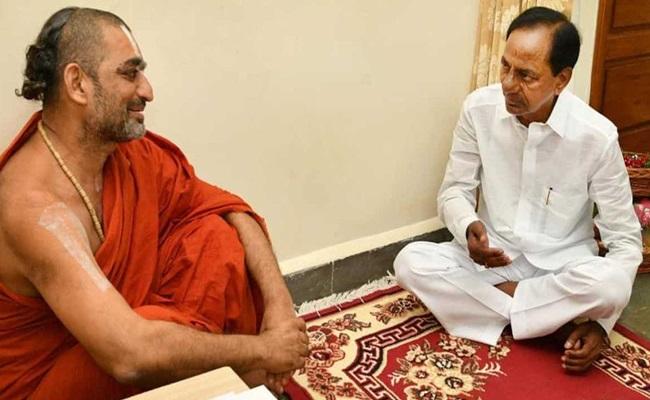 KCR avoids Chinna Jeeyar Swamy again!