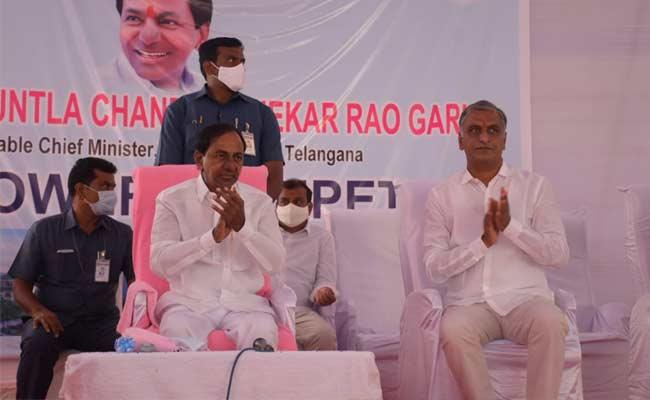 KCR to promote Harish to checkmate Kavitha?