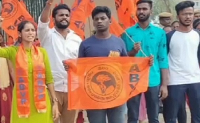 ABVP stages protest near KCR's residence over paper leak