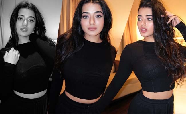 Pics: Curvaceous Beauty Poses In Black