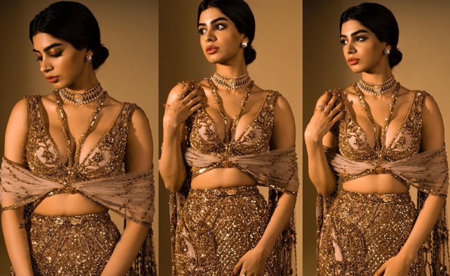 Pics: Kapoor Girl In Royal Attire