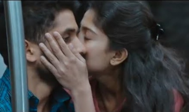 Naga Chaitanya Took 6 Hours for Kiss Scene!