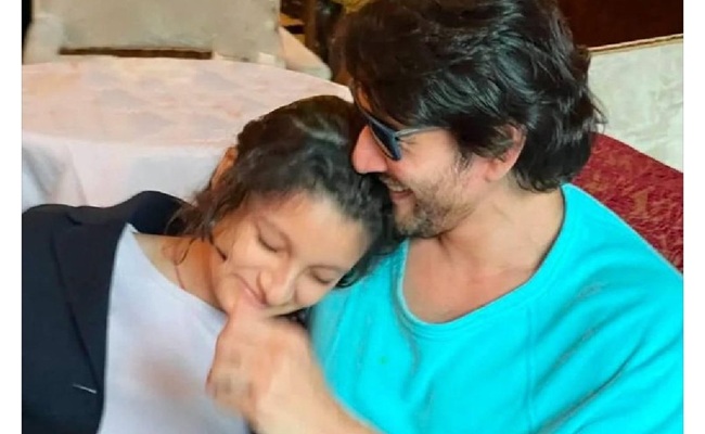 Mahesh pens adorable birthday wish to daughter