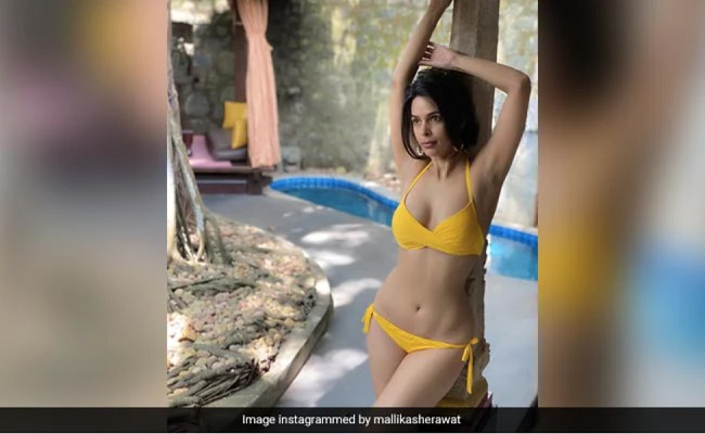 Pic: 45 Year Old Ageless Beauty In Bikini