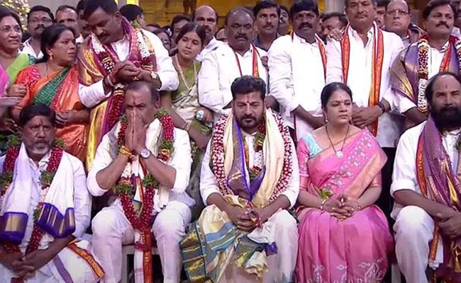 Dy CM denies he was insulted at Yadadri temple