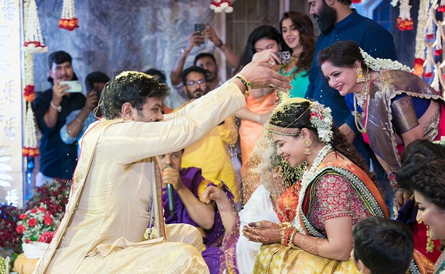 Watch: Manoj's Pleasant Surprise To His Wife