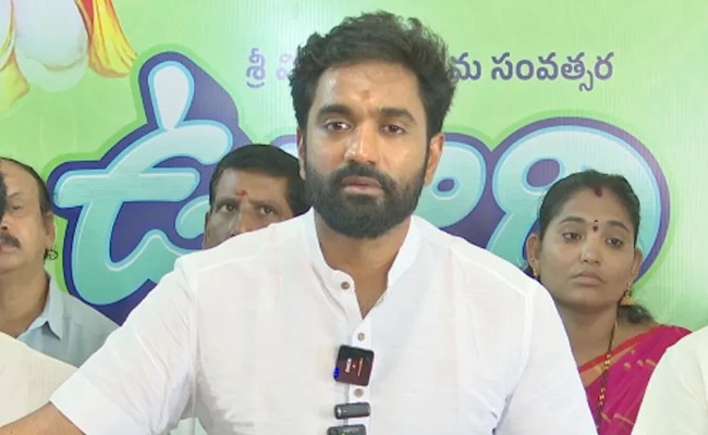Rs 11,000 cr power scam in Naidu government?