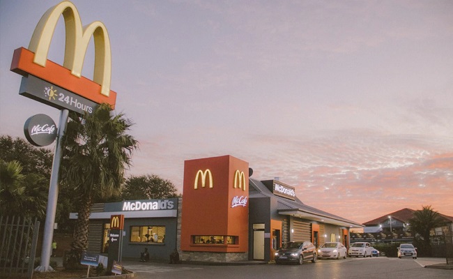McDonald's temporarily shuts US offices, plans major layoffs