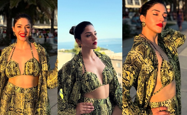 HOT: Sesnuous Lady Stuns In Green