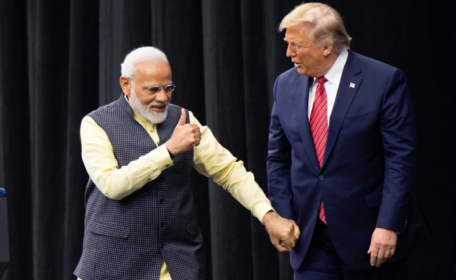 Trump announces 25 pc tariffs with penalty on India from Aug 1