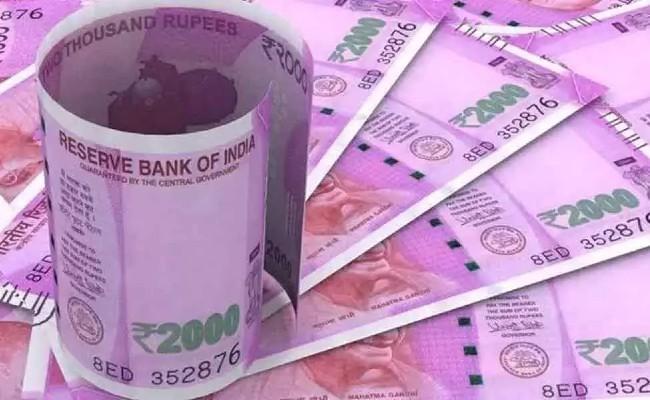 RBI to withdraw Rs 2000 notes from circulation