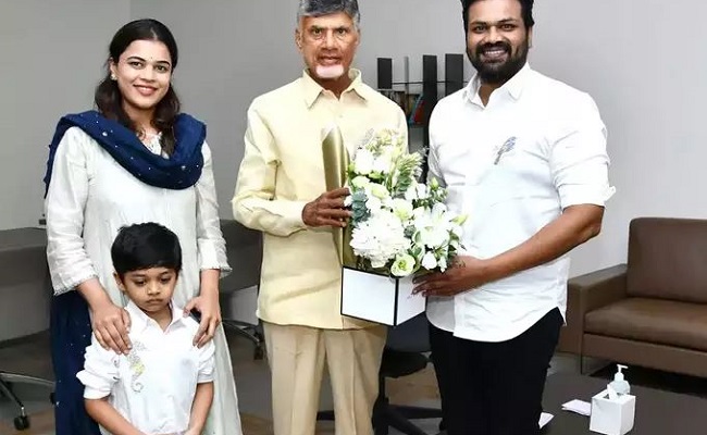 Bhuma Mounika Meets Naidu, What's Up?