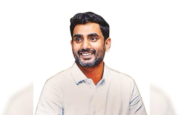 Lokesh rubbishes YSRCP talk on chopper purchase