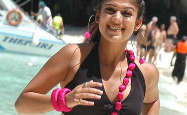 After Deepika, Nayanthara to wear bikini for SRK