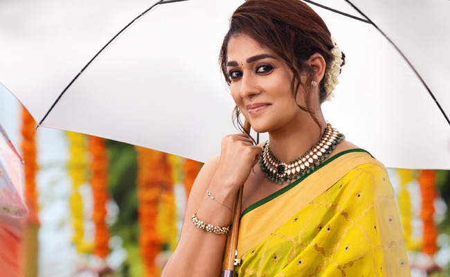 Nayan's MSG 1st Look: Traditional, Yet Graceful