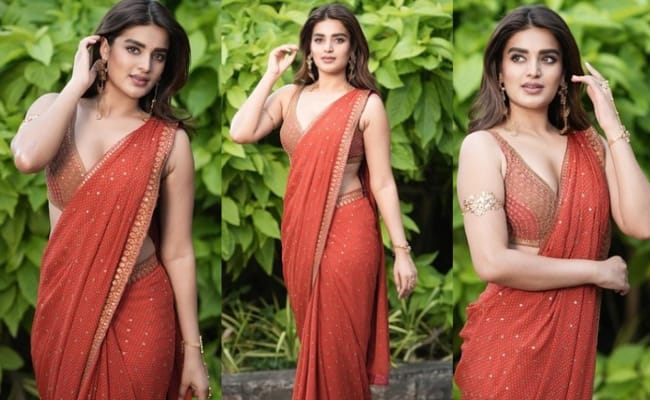 HOT: Glam Show With Graceful Curves