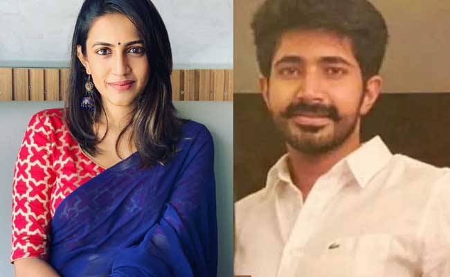 Niharika vs Her Ex-Husband: Social Media Fight