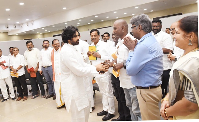 Pawan to help coalition formation in TN?