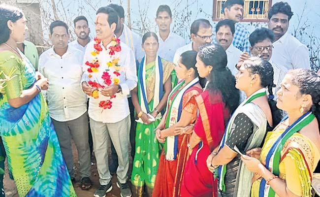 Thrash Naidu, hack Naidu, YSRC MLA tells tribals