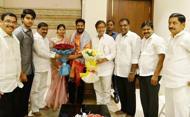 BRS leader meets Revanth, likely to join Congress