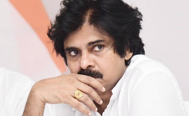 Buzz: Pawan Kalyan's Half Knowledge Talk