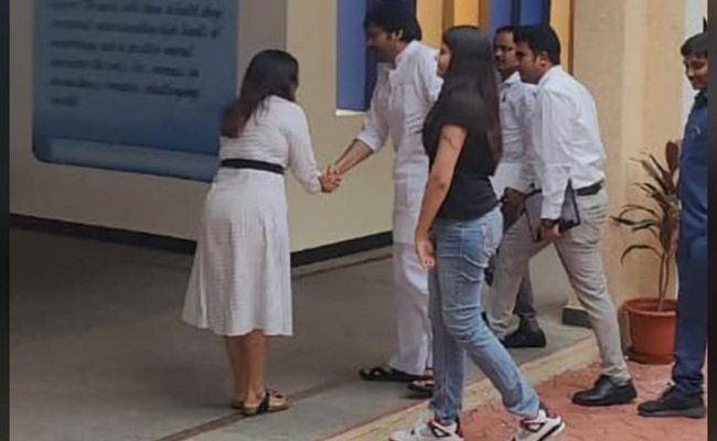 Pawan to shift family from Singapore to Hyderabad?