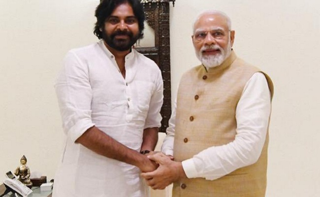 Modi wanted Pawan to go alone in next polls?