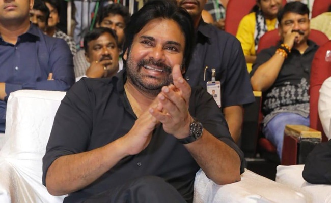 Pawan Stuns With His Knowledge And Spontaneity