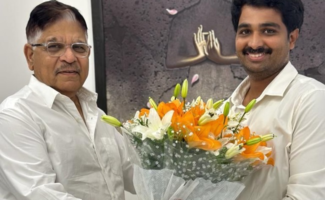 Allu Aravind is proud of Vamsi for maiden success