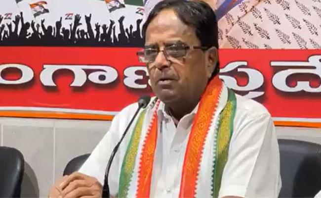 Ponnala quits Congress, to join BRS
