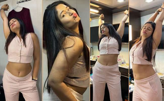 Pics: Lady Stretches To Show Off Her Best