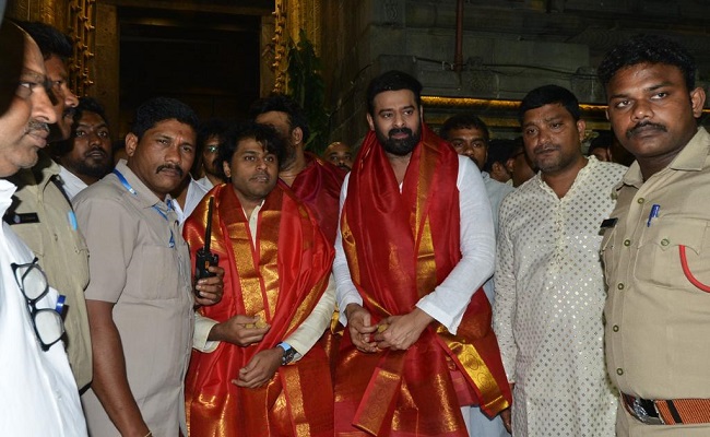 Prabhas Seeks Blessings at Tirupati Balaji Temple