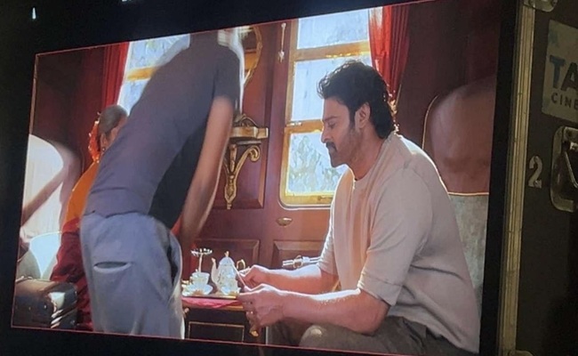 Leaked On-Set Picture of Fauji Creates Buzz