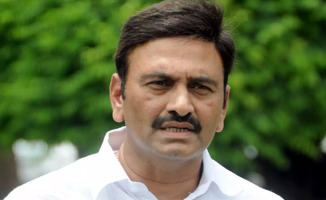 Rebel YSRC MP wants President's Rule in AP!