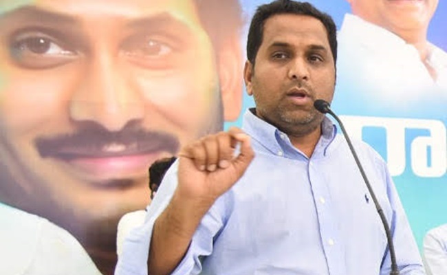 Strategy team member was Raj Kasireddy's benami?