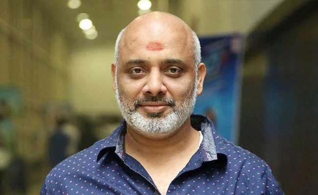 Prabhas Fans Attacking Ramajogayya's Audacity