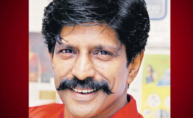 Jagan's Confidante Now Full Time Film Writer