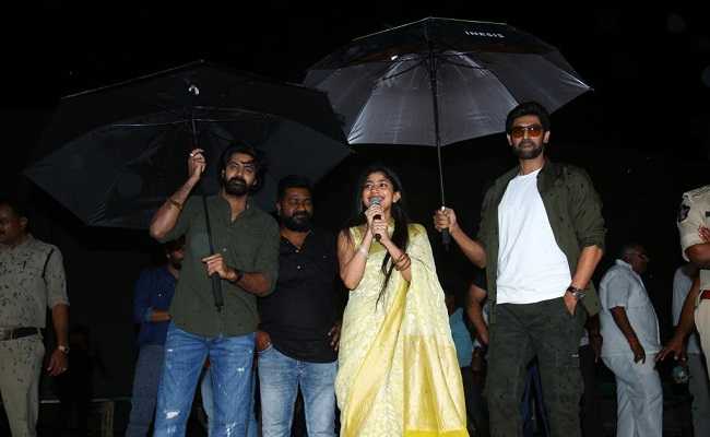 Rana & Sai Pallavi Address Fans In Heavy Rain