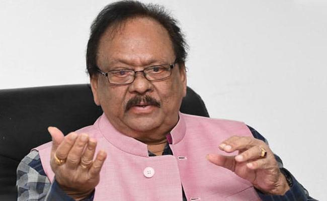 Jagan, KCR condole death of Krishnam Raju