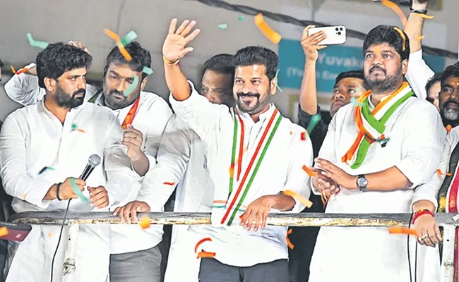 KTR, Kishan Reddy are 'bad brothers,' says Revanth
