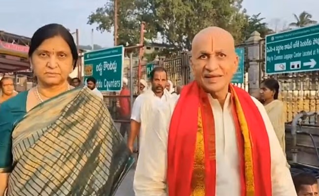 Sai Reddy offers hair at Tirumala: All set to join BJP?