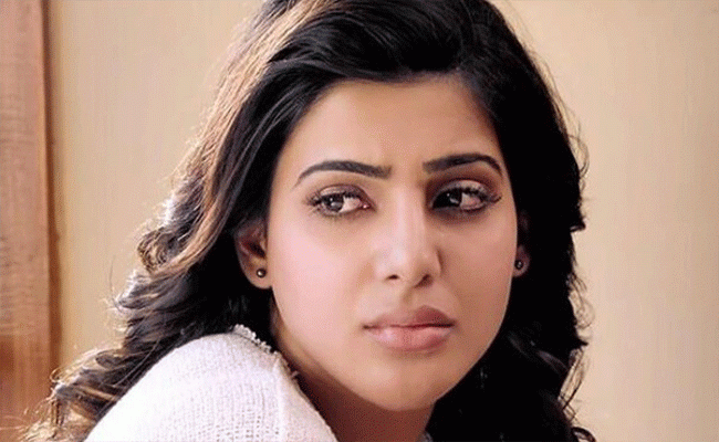 Is Samantha taking financial help from a leading Telugu actor?